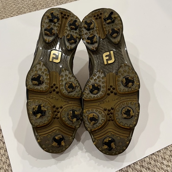Men’s size 11 Footjoy golf shoes - Picture 4 of 6